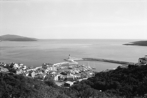 Вид на Luštica Bay